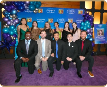 Consultant presenting results from direct B2B sales solutions