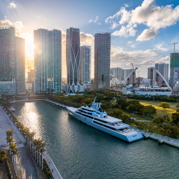 Build Engagement and Visibility with Social Media and Marketing Services in Naples
