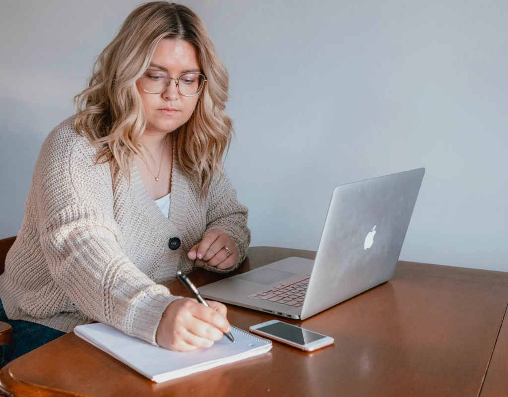 Small Business Bookkeeping Services in Saskatoon for accurate records