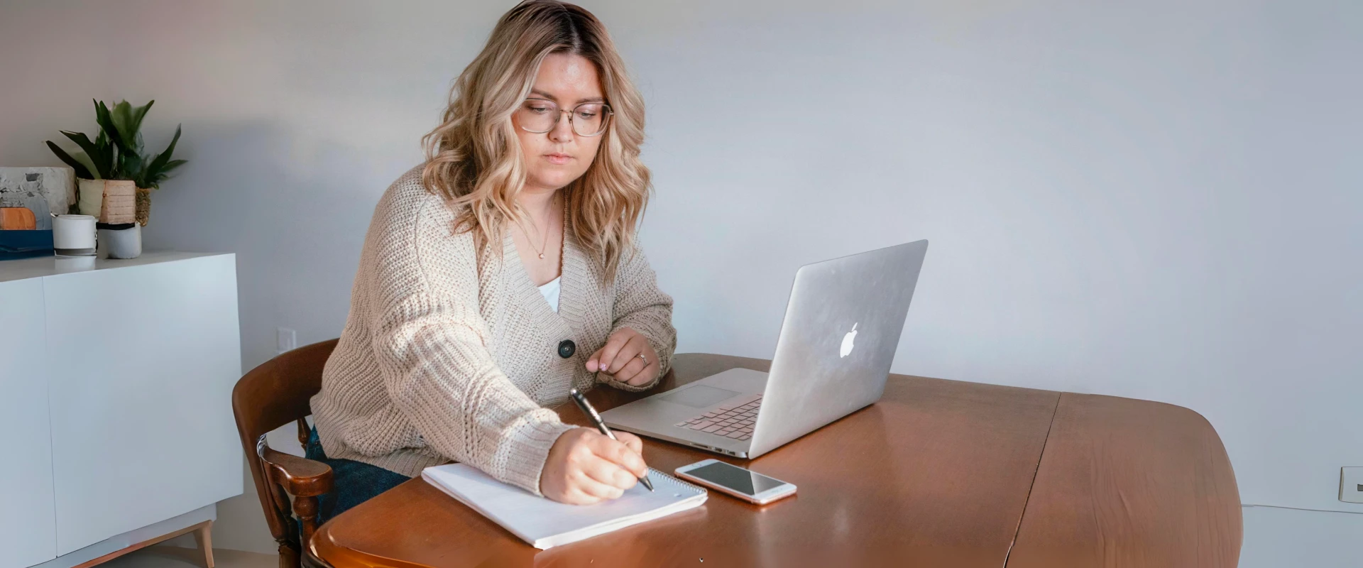 Small Business Bookkeeping Services in Saskatoon for accurate records