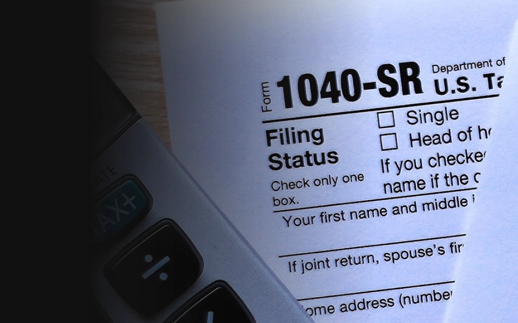 Personal tax preparation for 65+ seniors with online filing