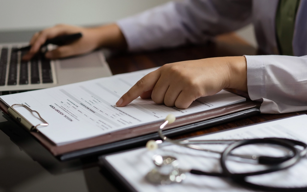 An attorney reviews studies for medicolegal literature analysis for obstetric & gynecologic cases in the U.S.