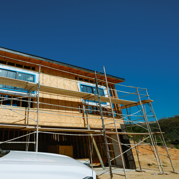 Drywall services in Menifee addressing interior wall damage.