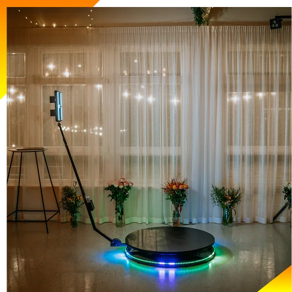 All-Inclusive Wedding Photo Booth Rental