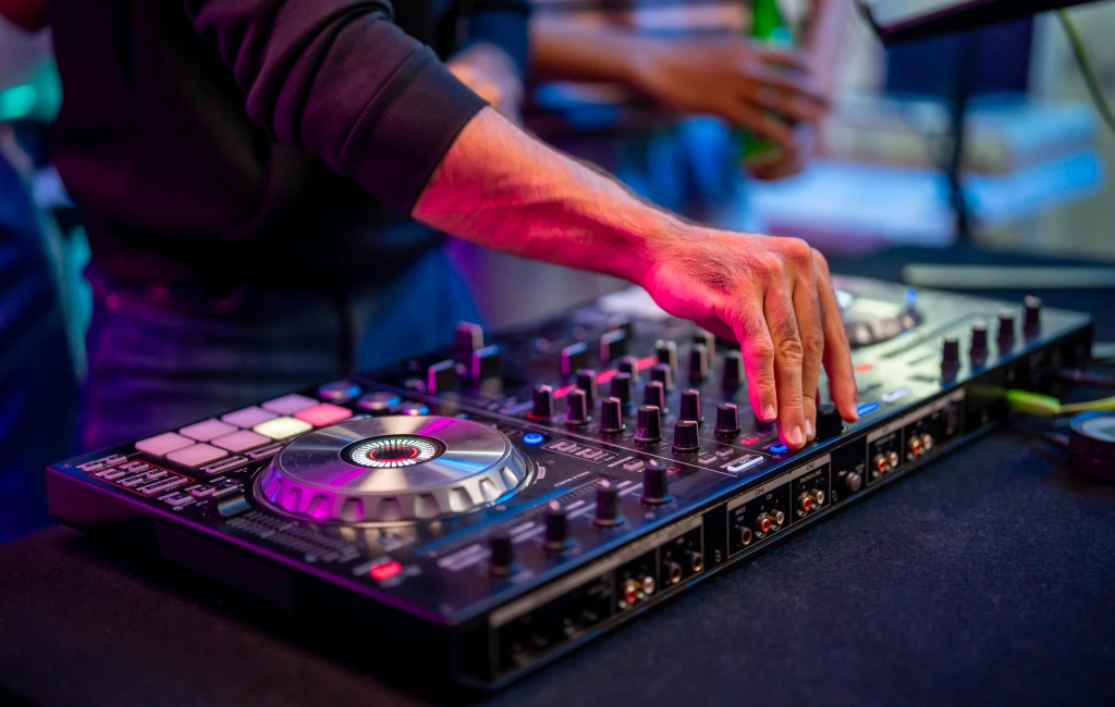 DJ Services Millstadt