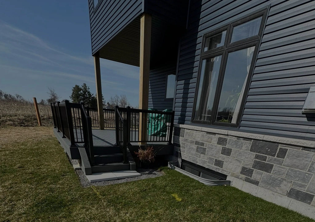 Expert Deck, Fence, Pergola  Installation Services in Oshawa,ON