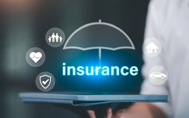 Office meeting about insurance services in Hattiesburg