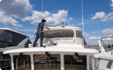 Weekly Yacht Washdowns Services