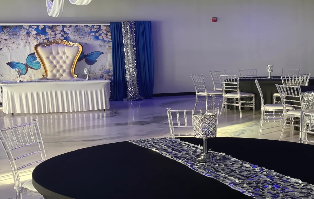 A beautifully designed event center in Aurora, CO prepared for an elegant celebration.
