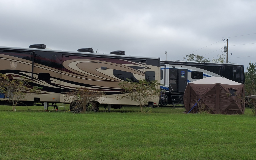 Laundry facilities at an RV park in Dothan, Alabama