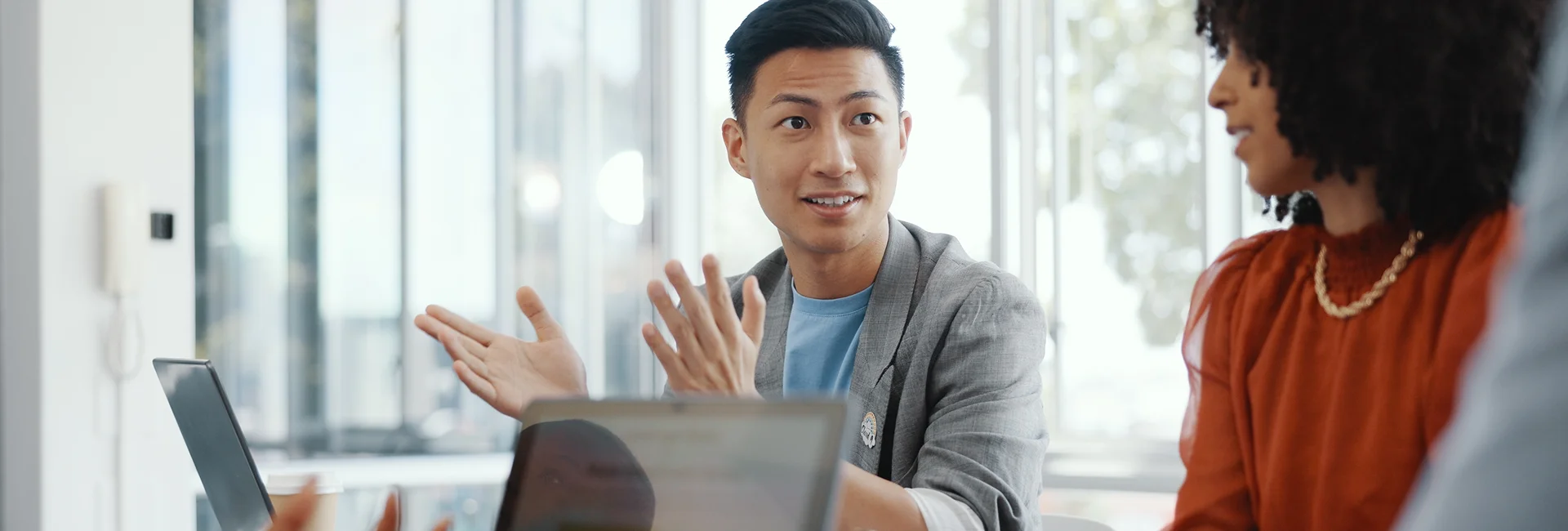 New hires training for direct sales and marketing careers in Toronto