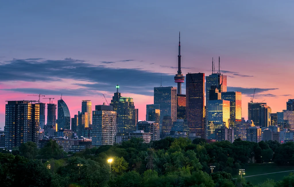 Team delivering direct sales and marketing services campaign in Toronto