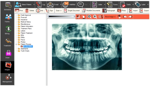 Dental office team managing Dent Office Softwares in Florida