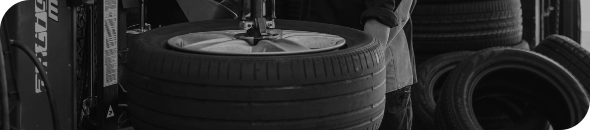 Mobile tire repair in Los Angeles completed at customer driveway