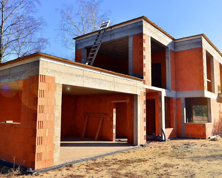 Skilled crew completing framing work with a general contractor in Los Angeles.