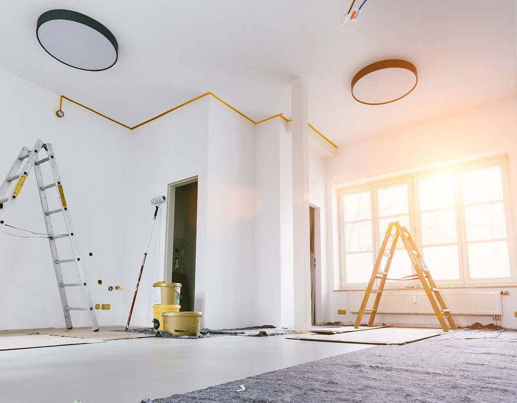 Homeowner meeting a general contractor in Los Angeles for a consultation.