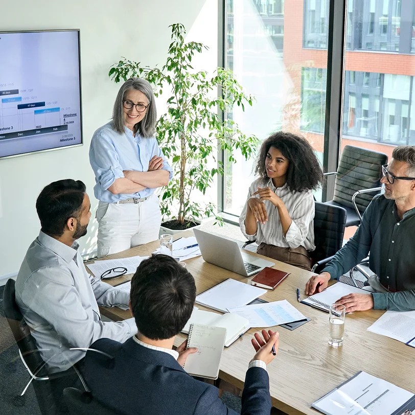 Leadership workshops helping teams strengthen workplace skills.