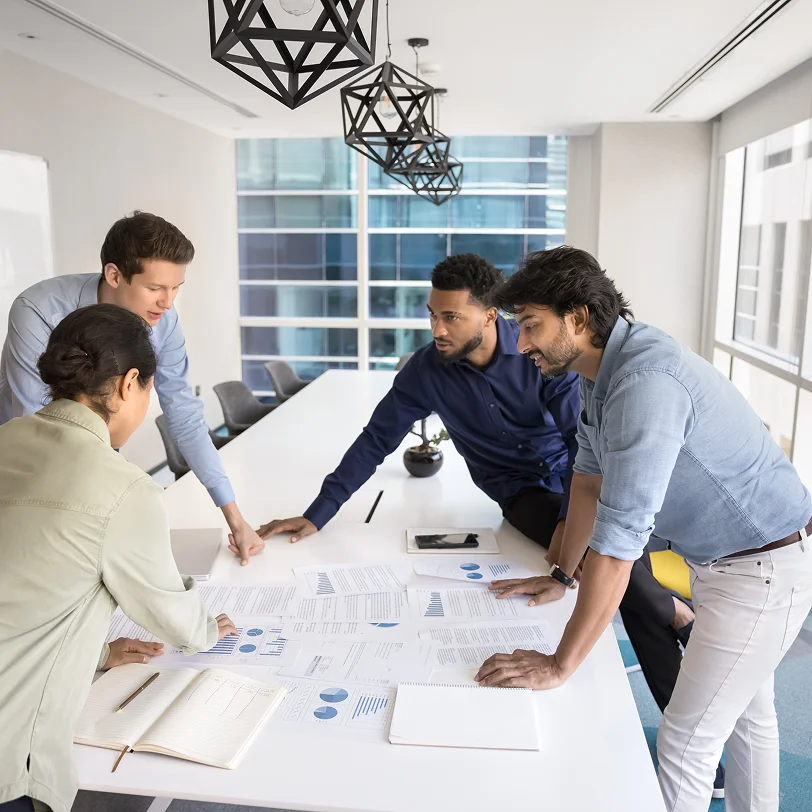 Corporate coaching workshops encouraging team collaboration.