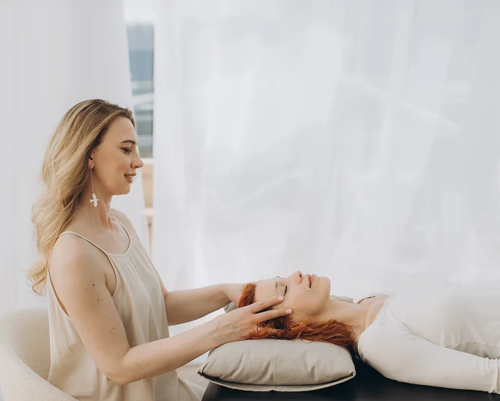 A calm, restful Reiki space for stress relief at Parm's Wellness Spa
