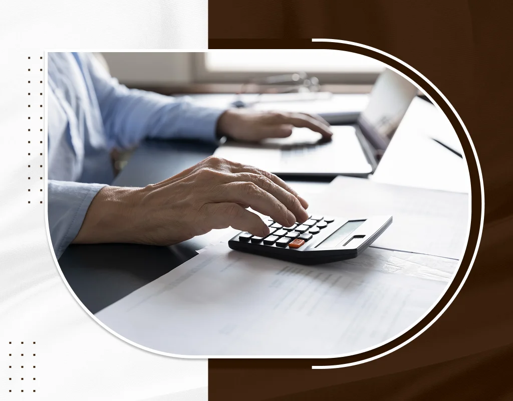 Professional providing accounts receivable and accounts payable services in Bowling Green
