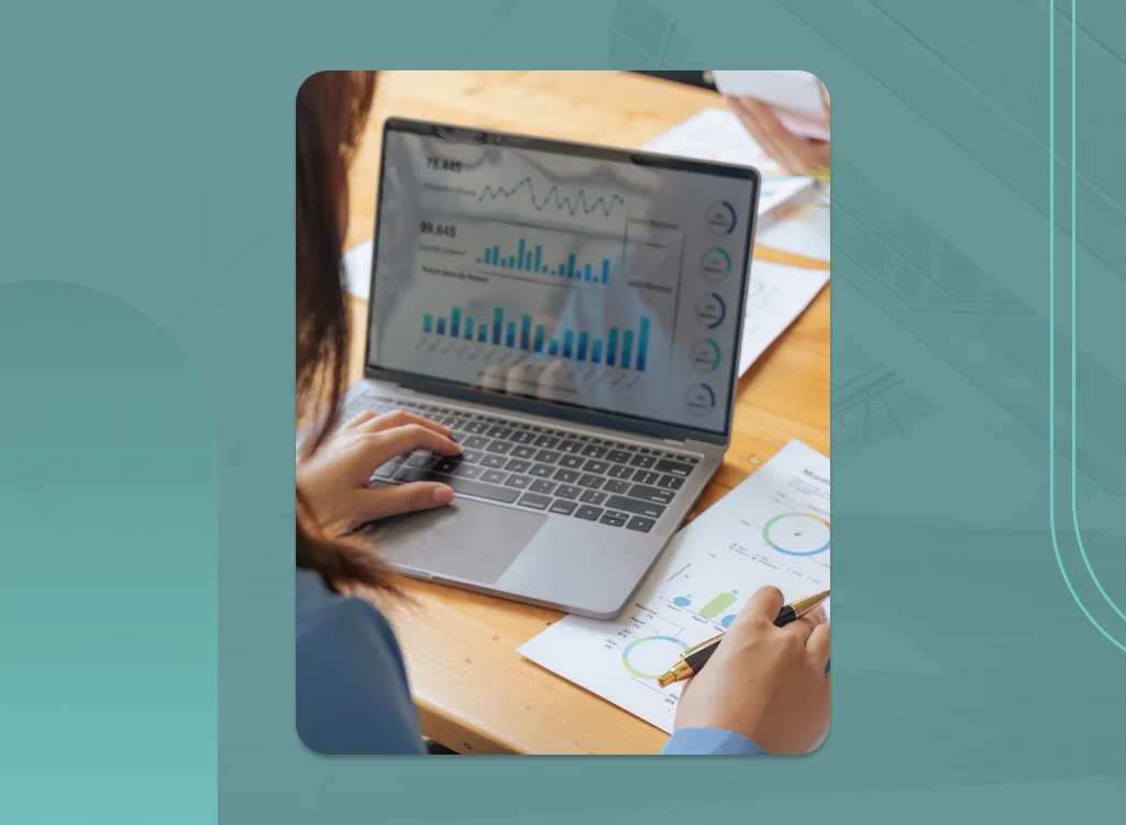 Professional bookkeeper in Burnaby meeting with a business owner