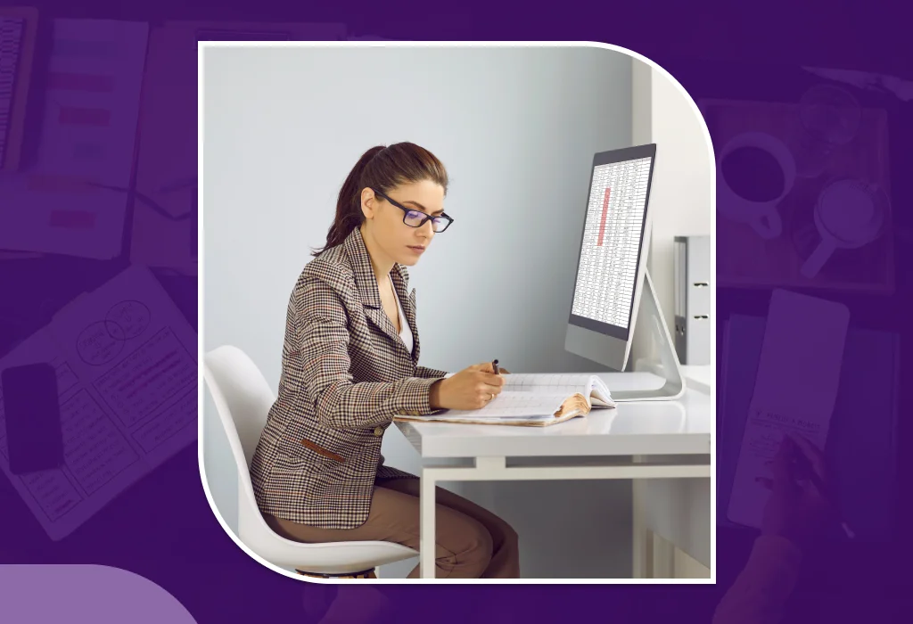 Business owner using small business bookkeeping in Vista