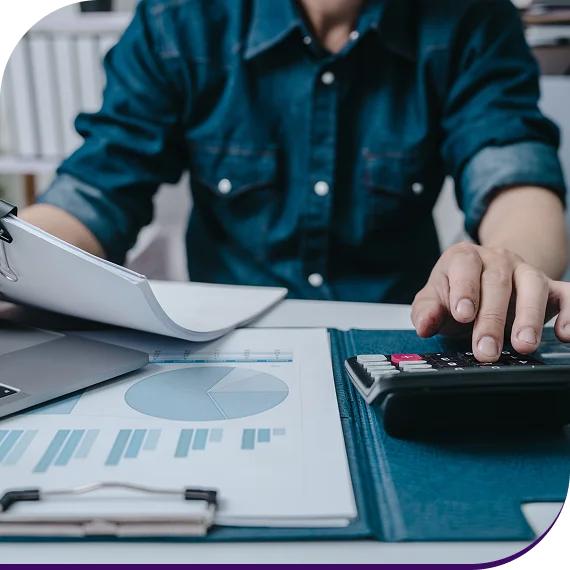 Professional managing payroll services in Los Angeles