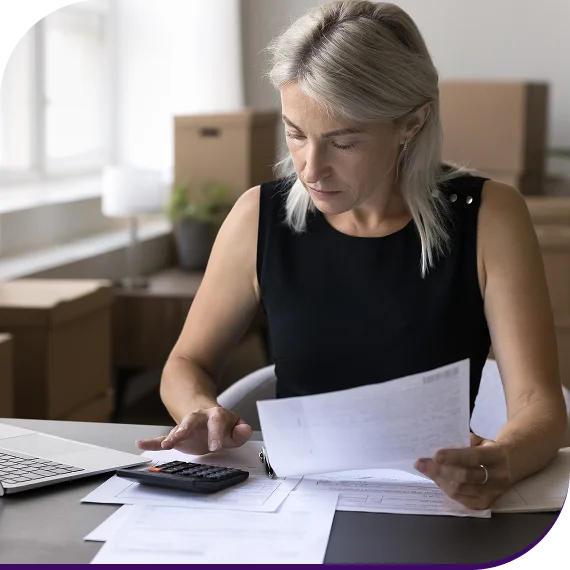 Professional providing small business bookkeeping in San Marcos