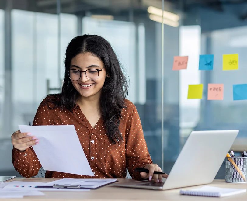 Accounting services in Seattle meeting with a business owner