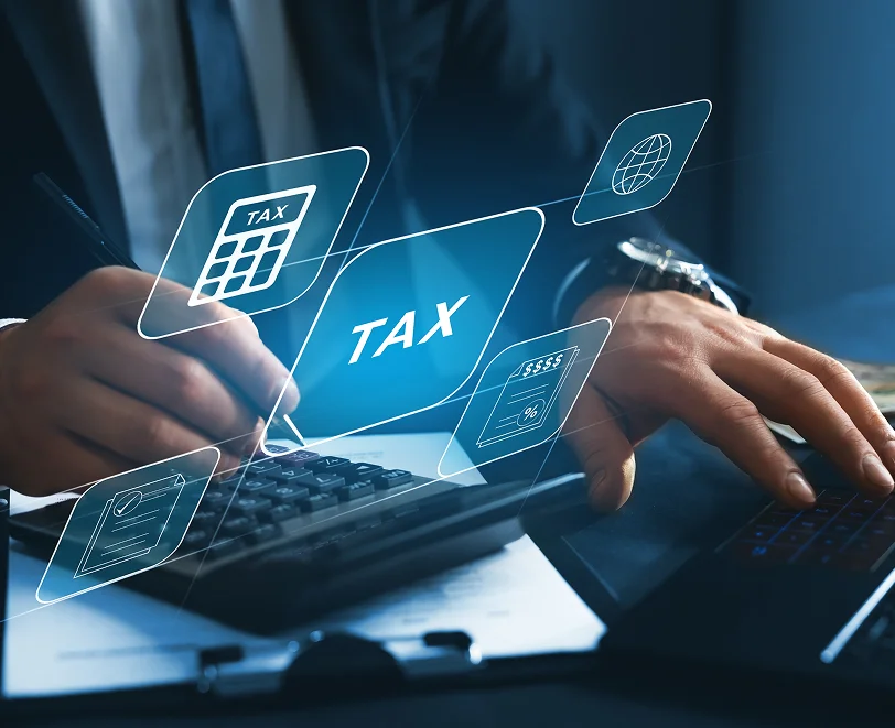 Accounting services in Phoenix meeting with a business owner
